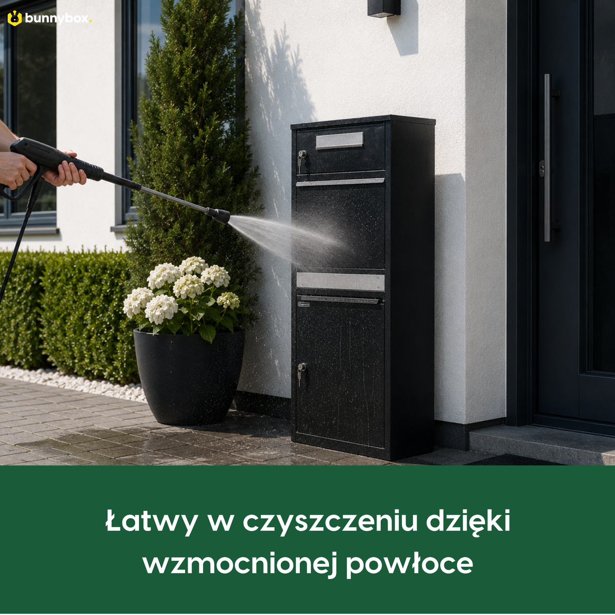 BunnyBox Plus myje się wężem dzięki wyjątkowo mocnej powłoce